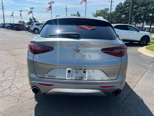 2020 Alfa Romeo Stelvio Ti Lusso